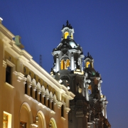 Iglesia Virgen Milagrosa En Miraflores (2)